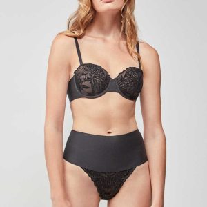 Cueca alta string preta